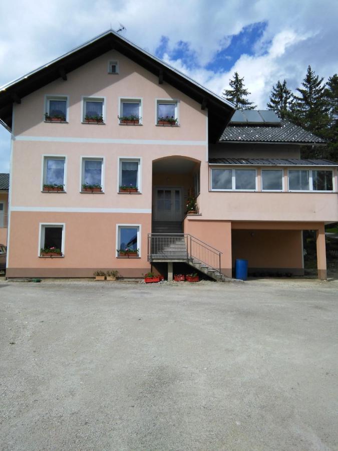 Kmetija Knavs Villa Nova Vas  Exterior foto